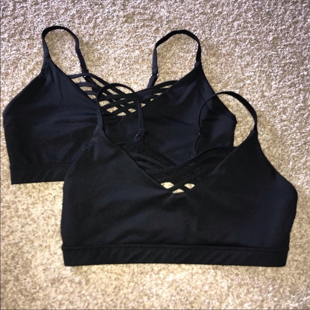 Bundle of two sports bras